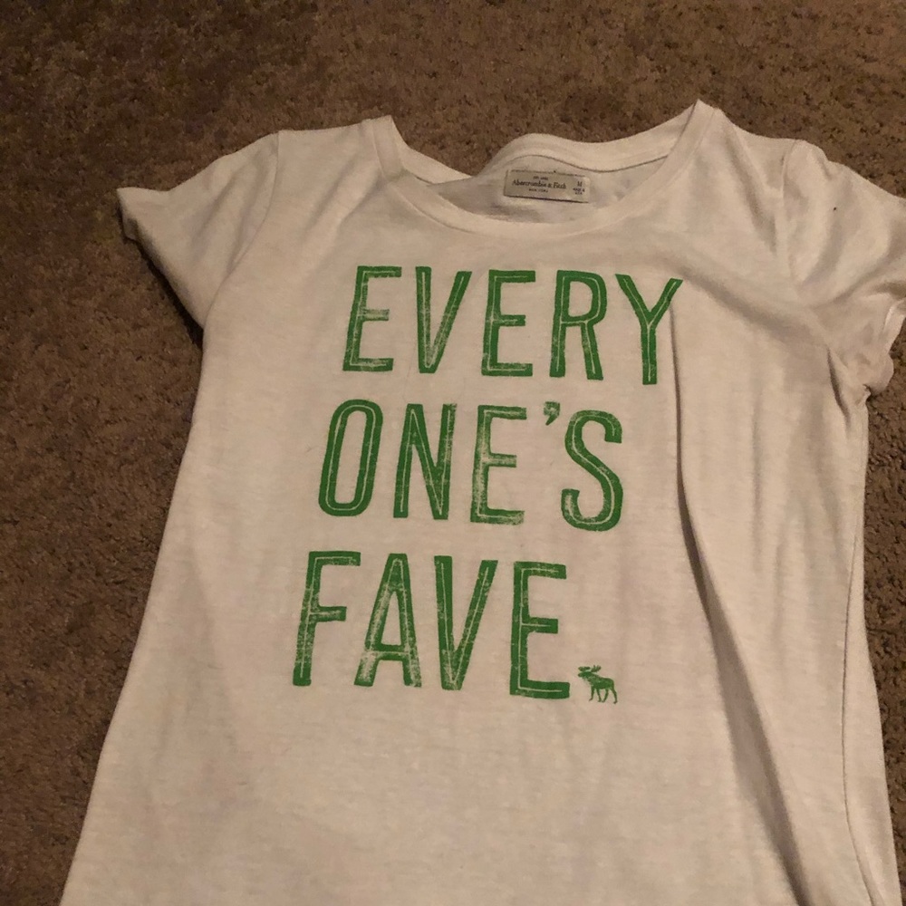 Abercrombie & Fitch T-shirt